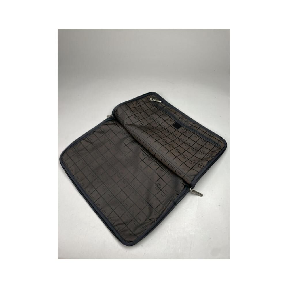 Celine Pouch