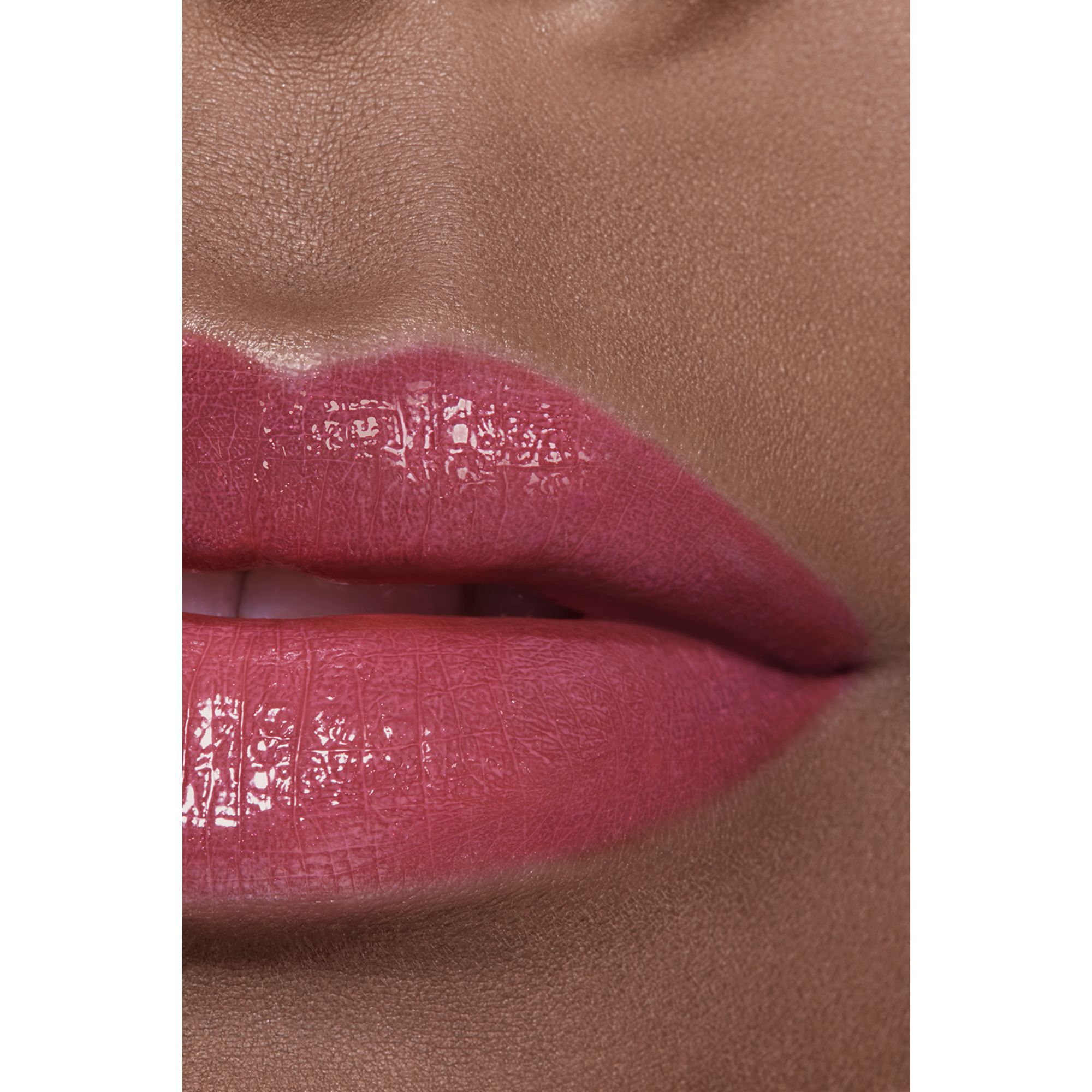 FARVE, GLANS, INTENSITET P&Aring; ET SPLITSEKUND