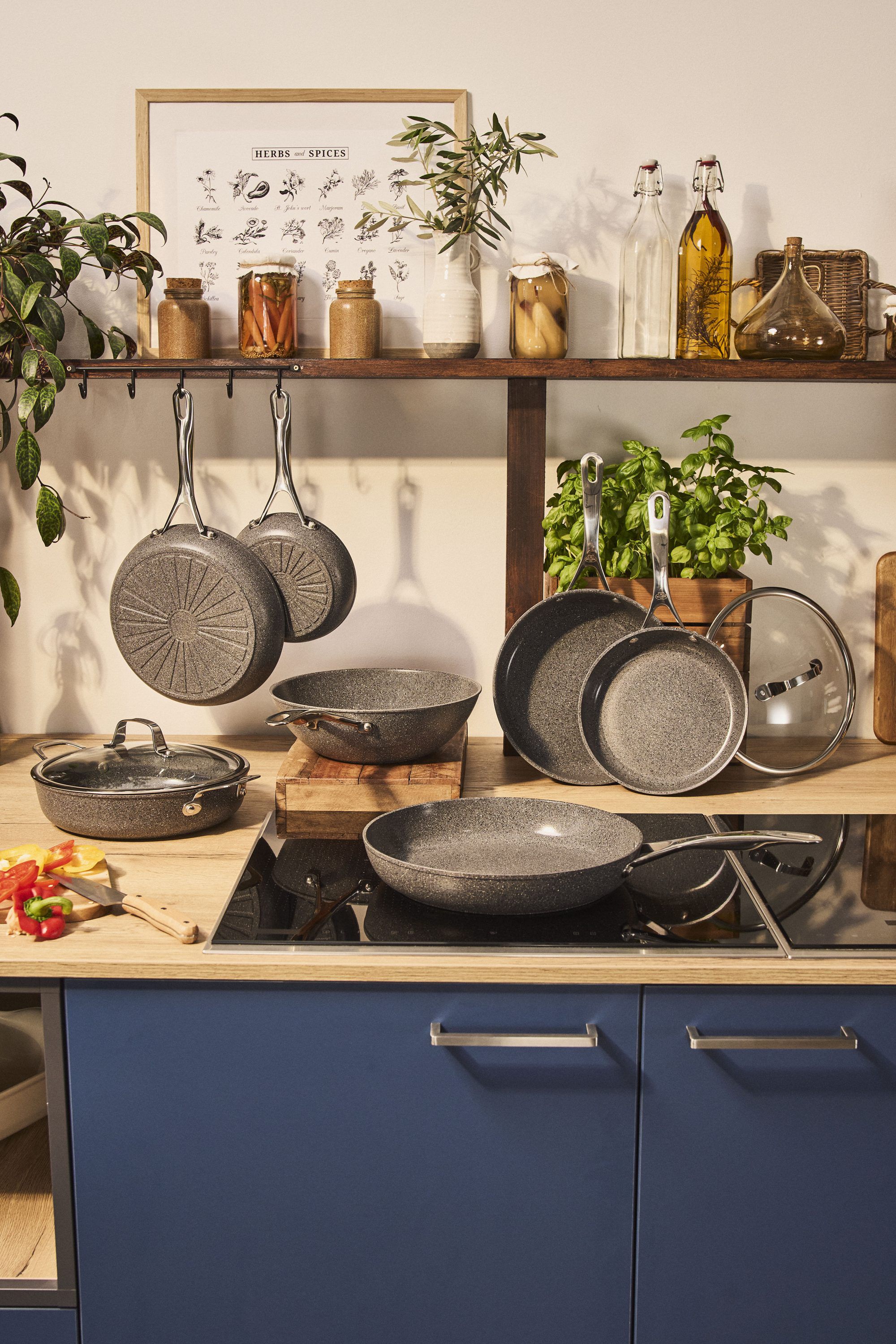 Salina Ceramic Serveringspande Med l&aring;g, 28 cm, Aluminium, Ti