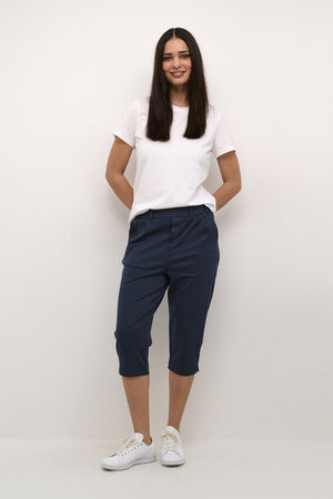 KAjenny Capri Pants