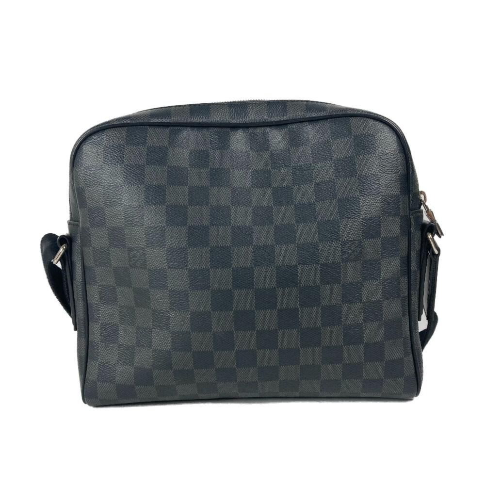 Louis Vuitton Messenger