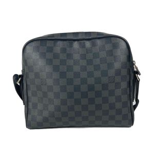 Louis Vuitton Messenger