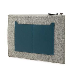 Herm&egrave;s Clutch