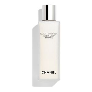 UDJ&AElig;VNENDE OG LYSGIVENDE M&AElig;LKEAGTIG ESSENS