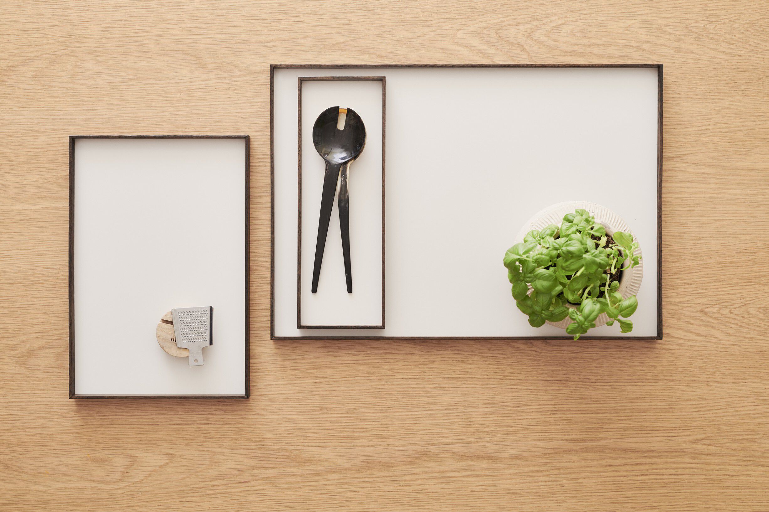 Frame tray small smoked oak/beige