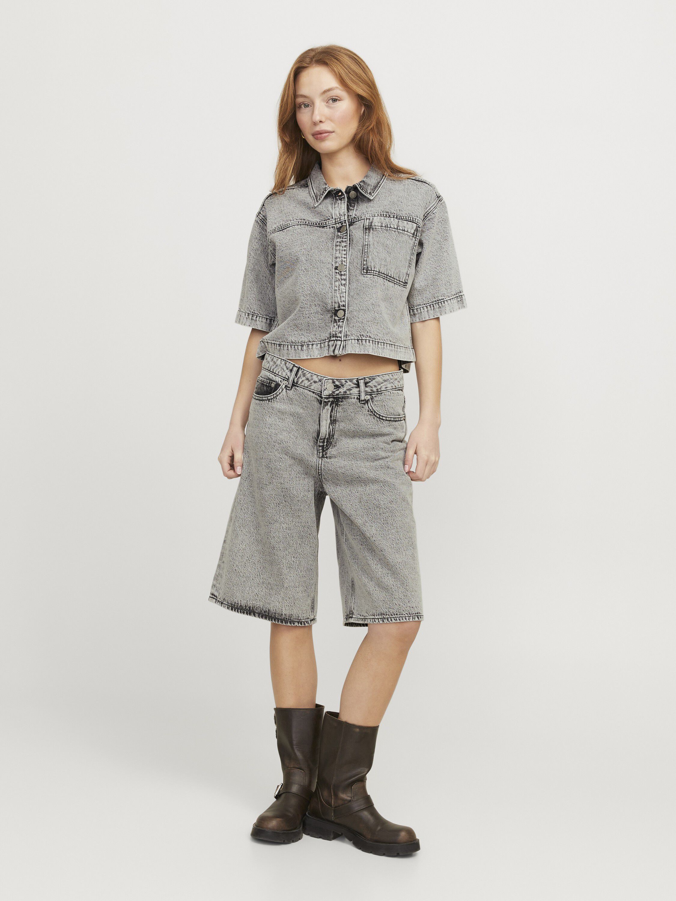 JXLAURA LONG MW DENIM SHORTS DNM SN