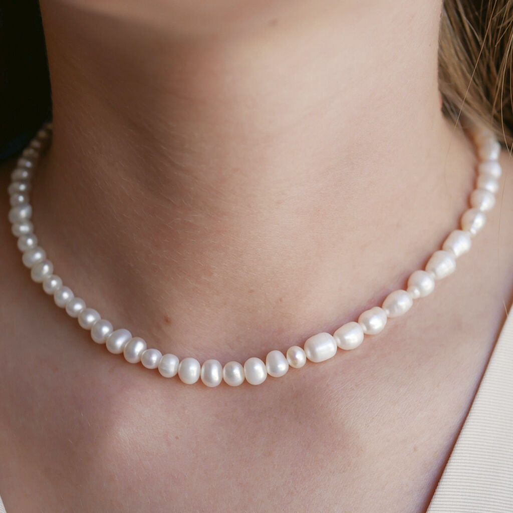 Necklace, Pearlie