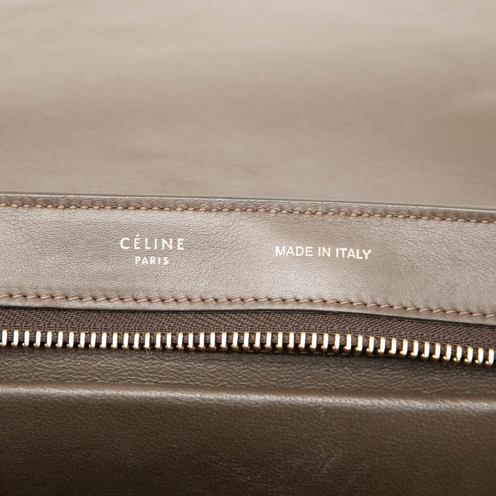 C&eacute;line Trapeze