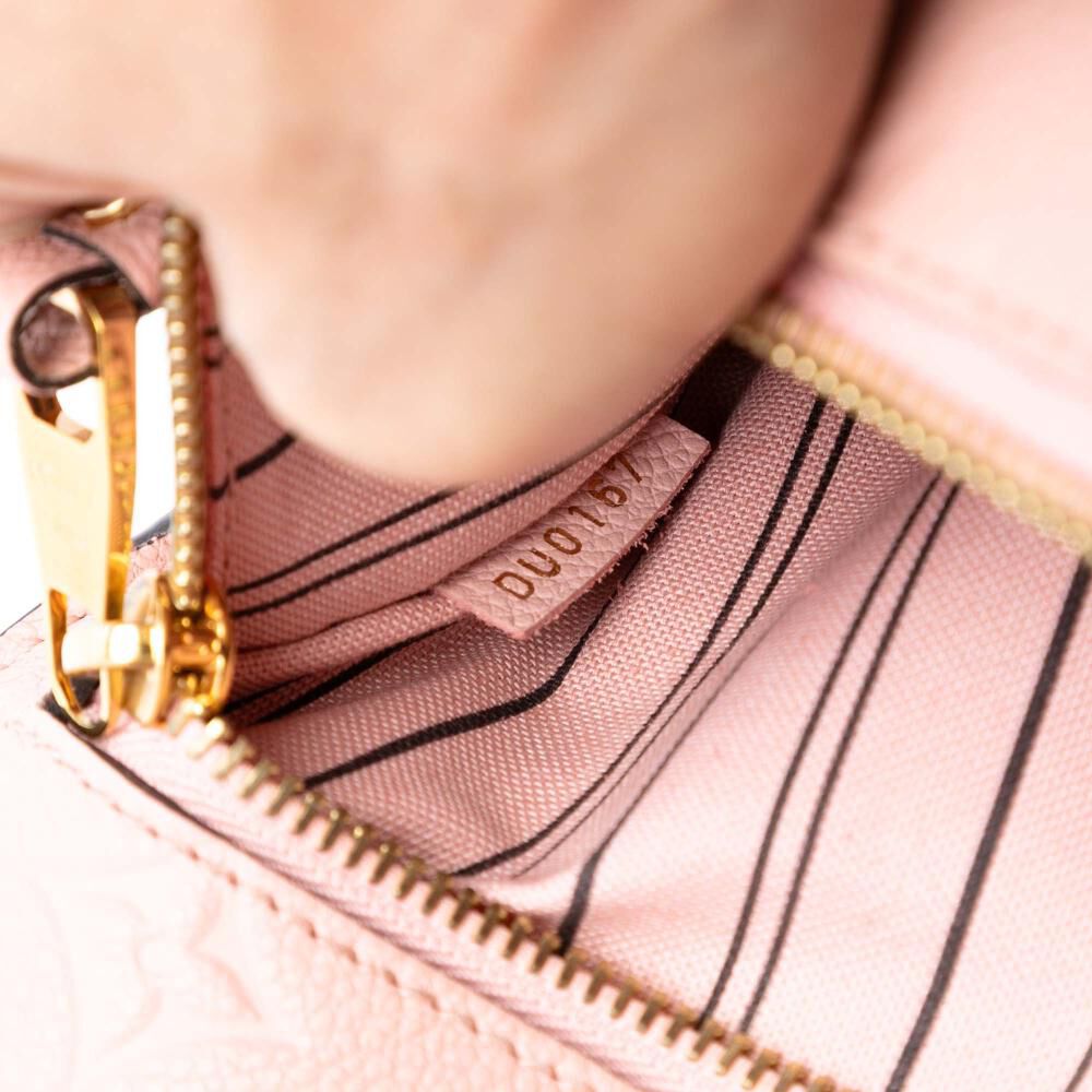 Louis Vuitton Pochette M&eacute;tis