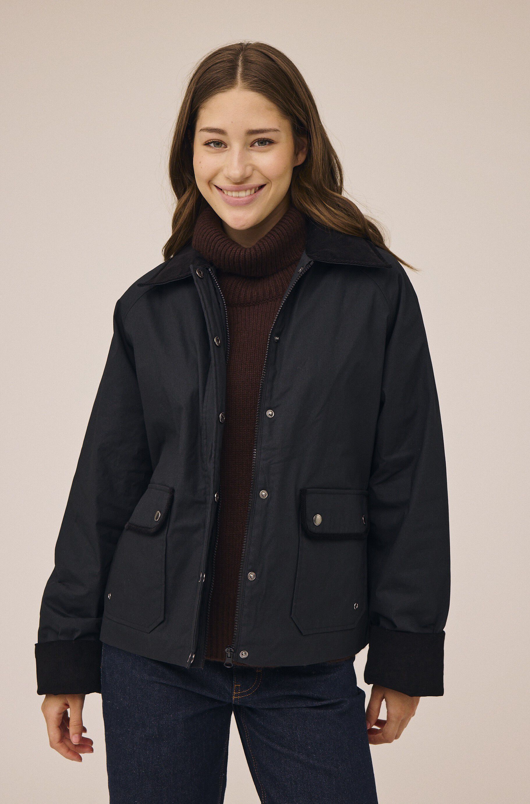 Emmy 9 Jacket with corduroy details - GRS