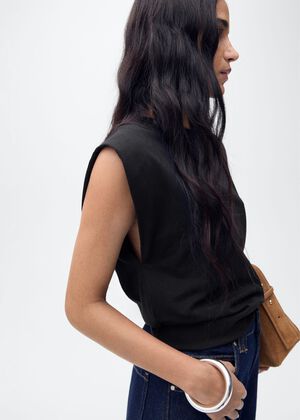 Short-sleeved cotton t-shirt