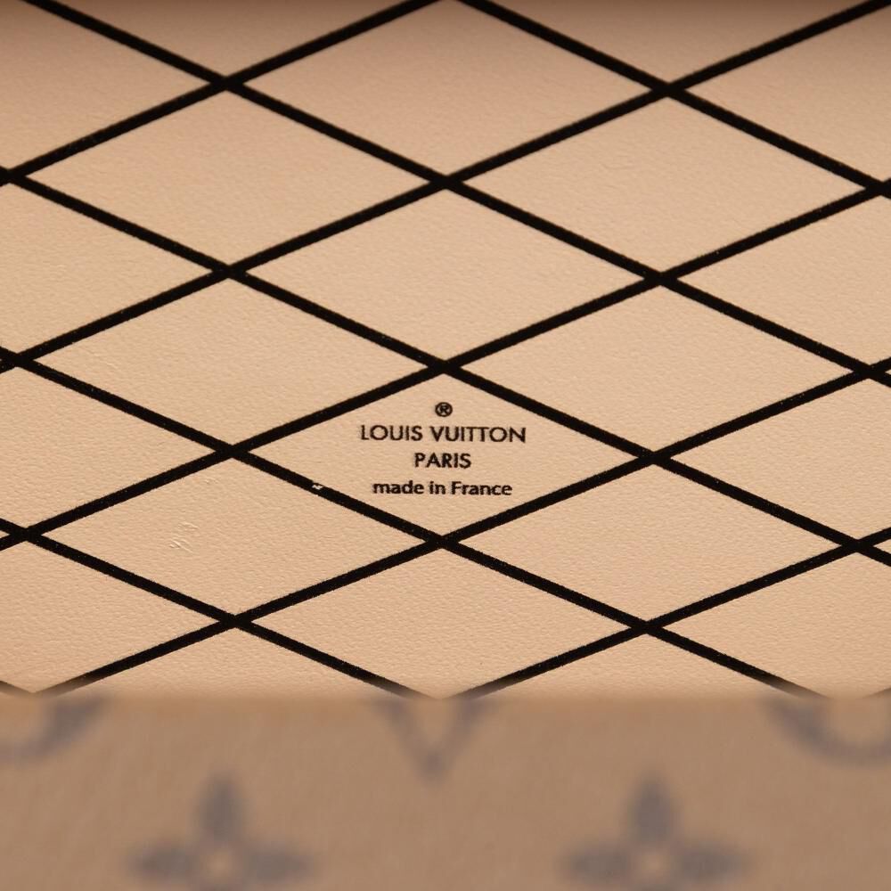 Louis Vuitton Petite Malle