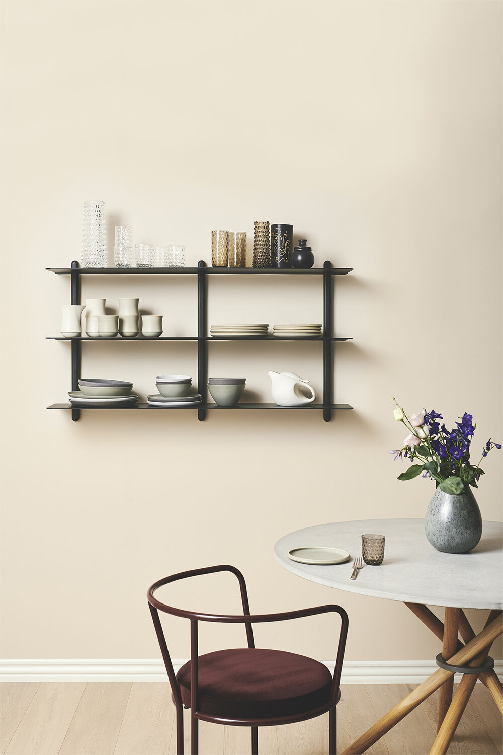 Nivo hylde stor D sort ask/ sort