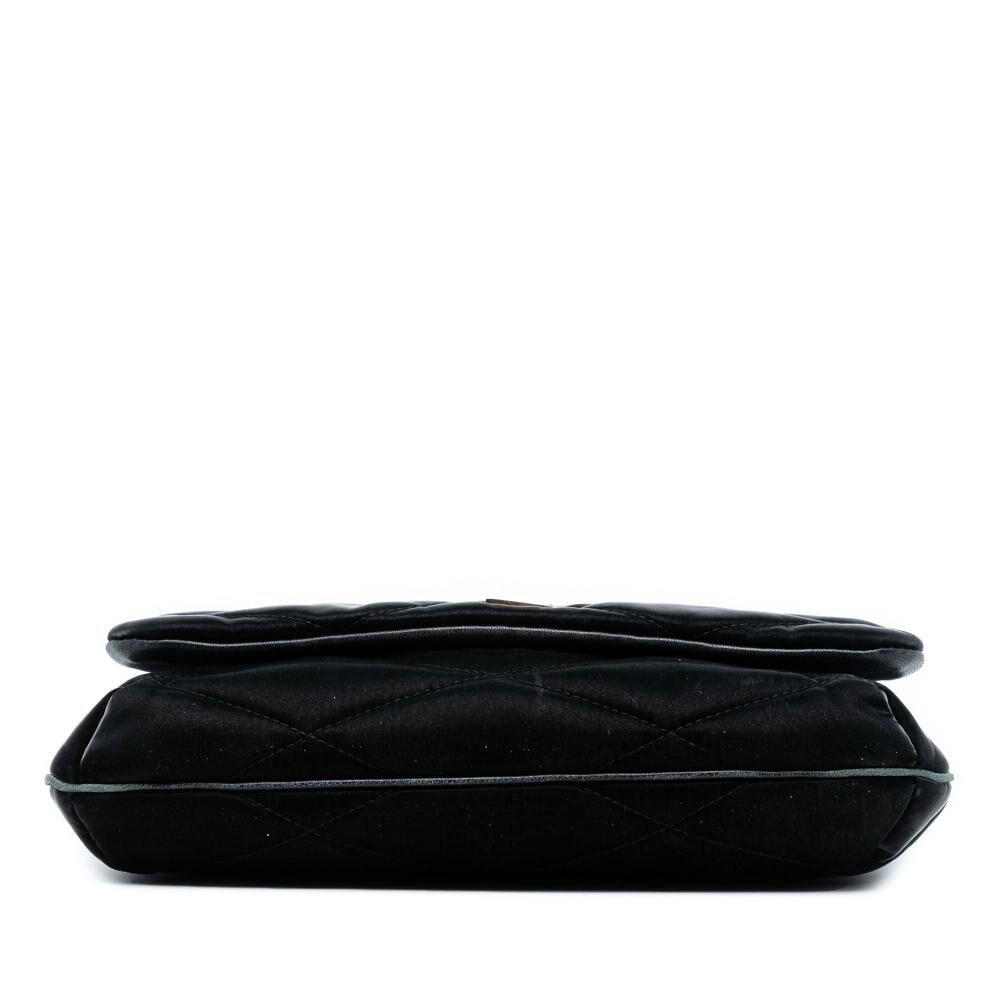Yves Saint Laurent Shoulder Bag