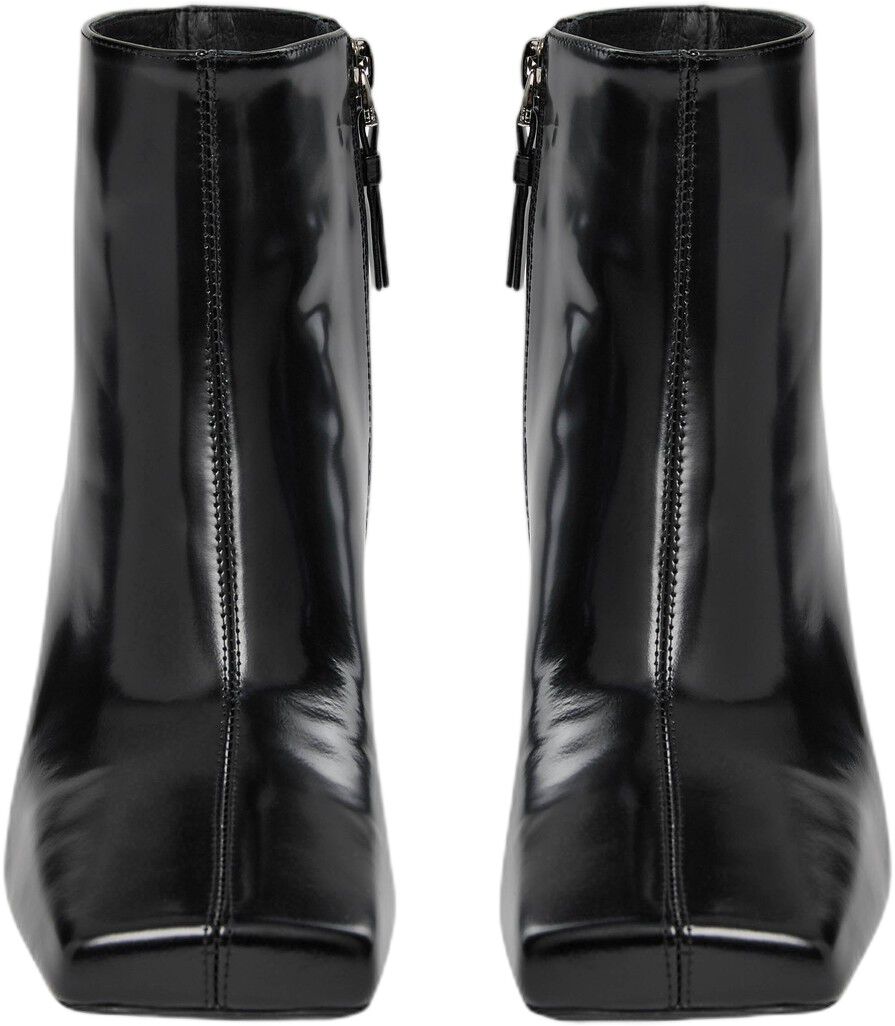 ZELDASW SHORT ANKLE BOOT