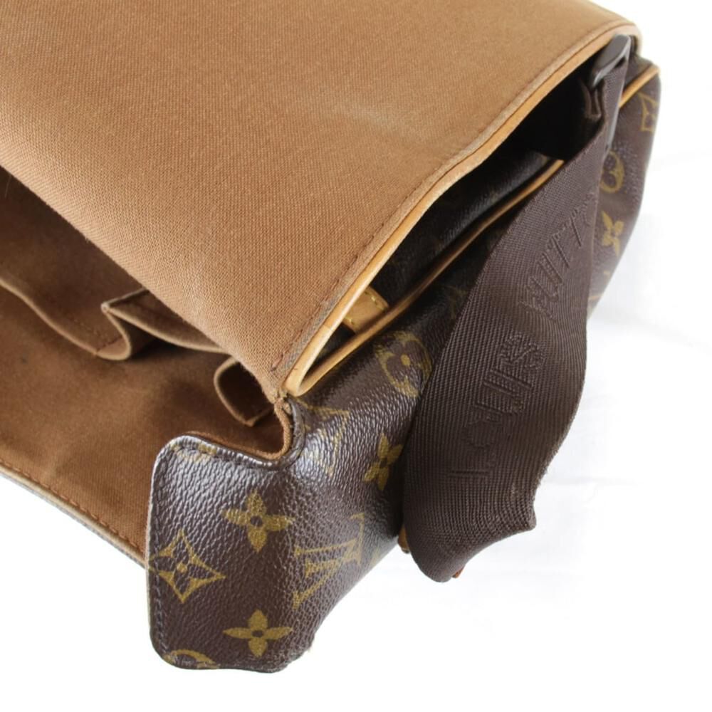Louis Vuitton Shoulder Bags