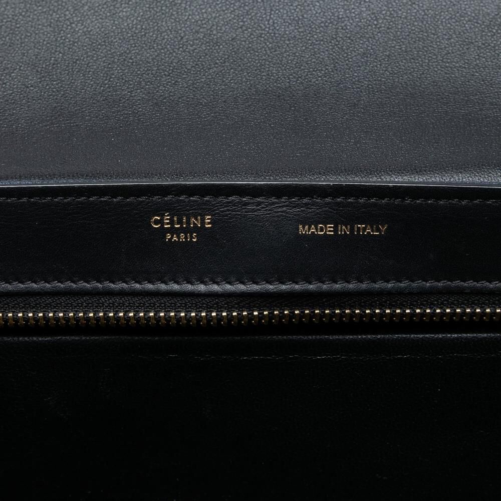 C&eacute;line Trapeze