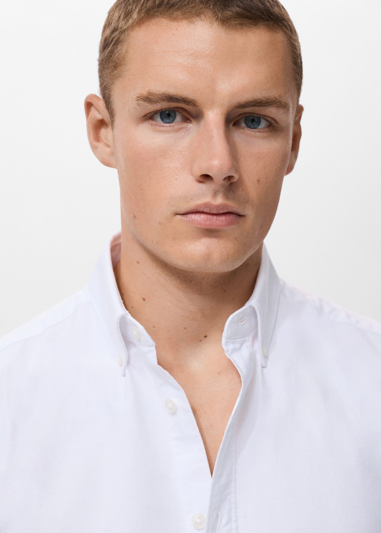 100% cotton Oxford shirt