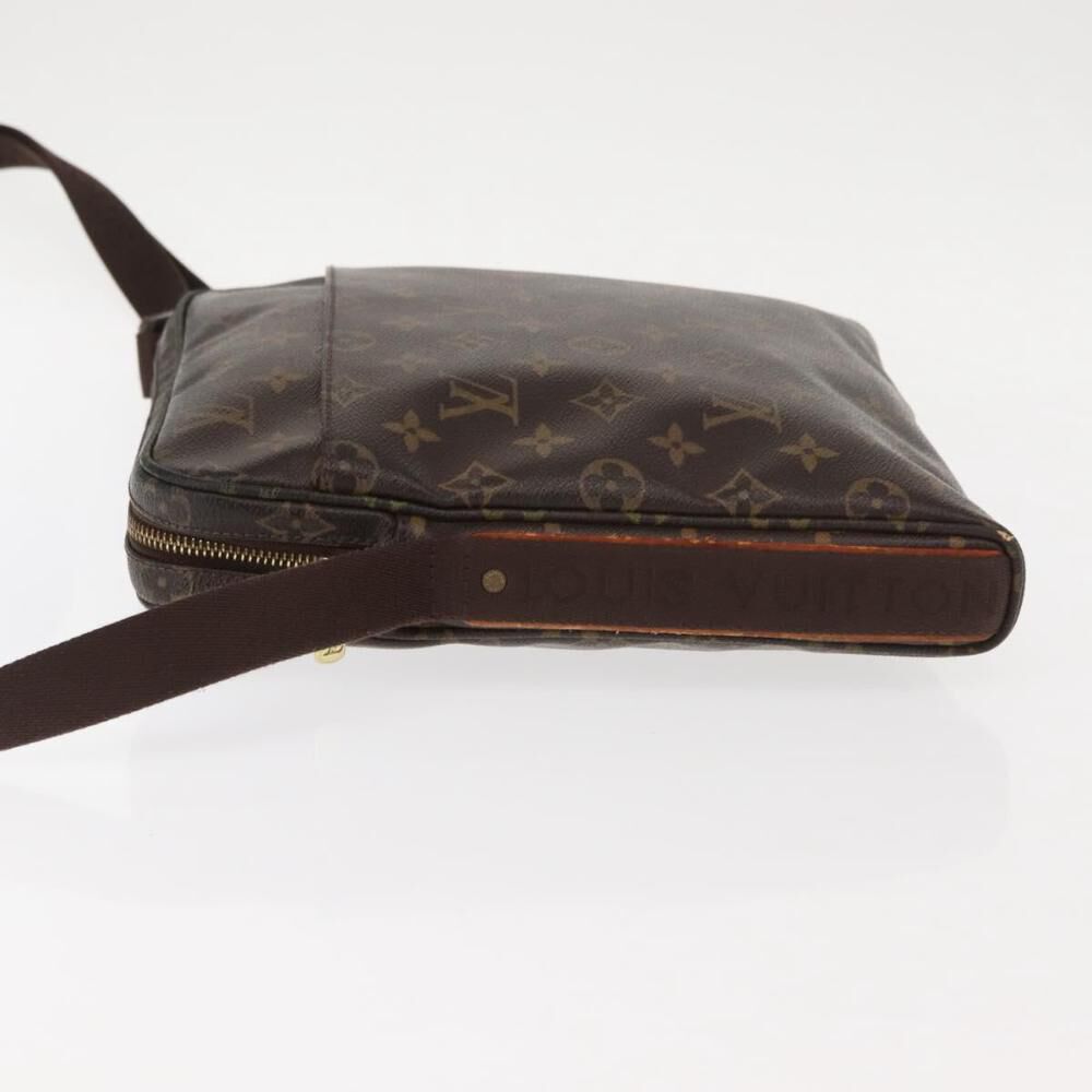 Louis Vuitton Trotteur