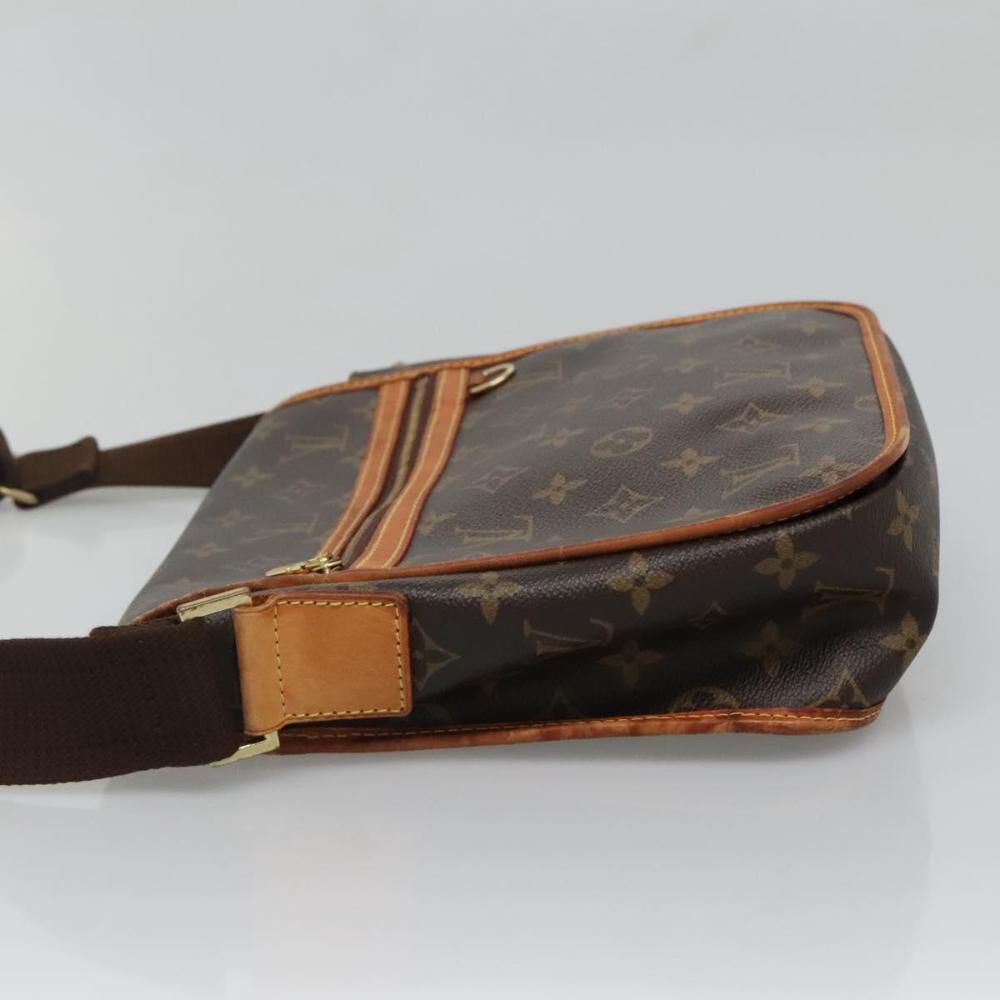 Louis Vuitton Messenger