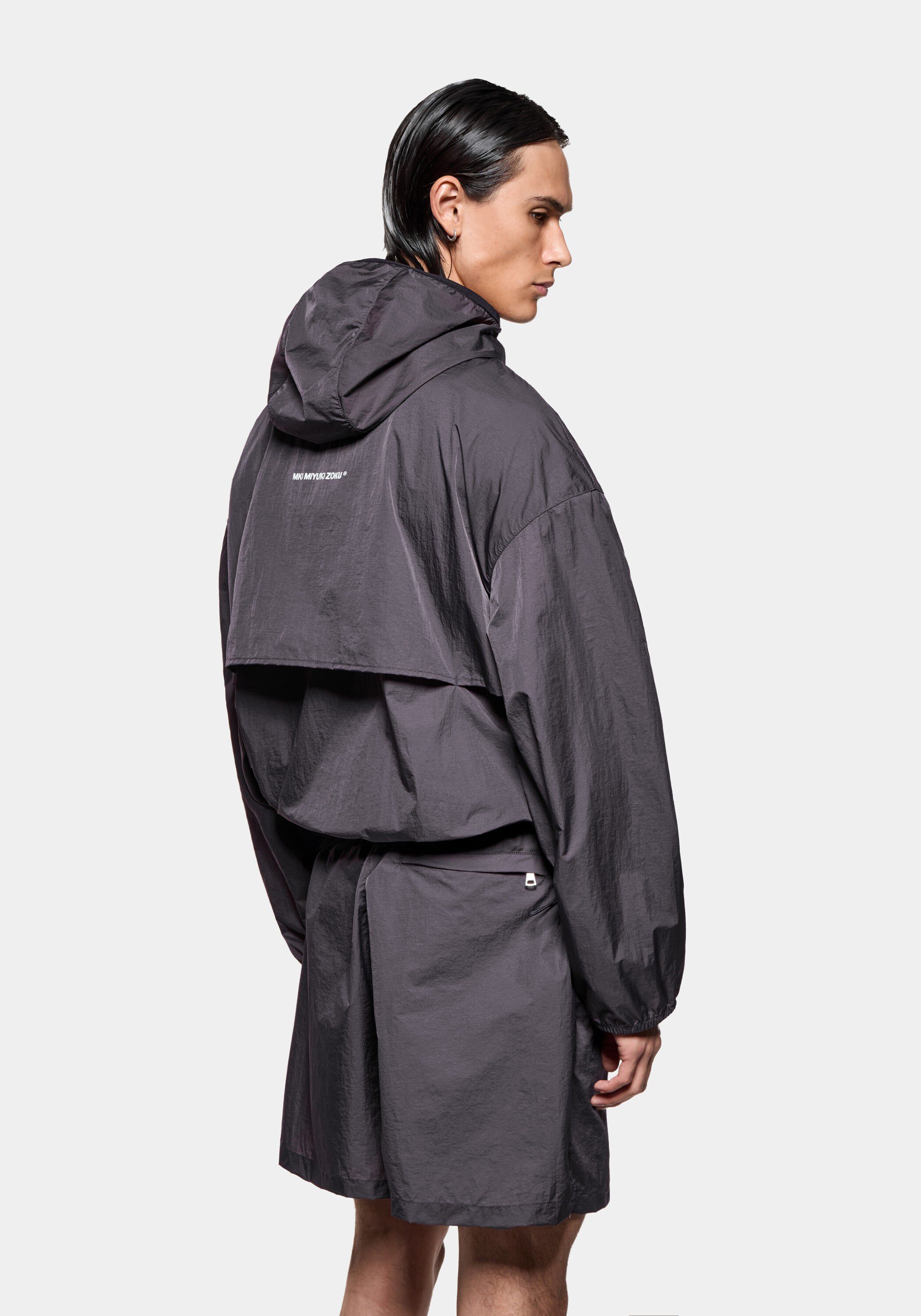 HYPERLIGHT HOODED WIND JACKET