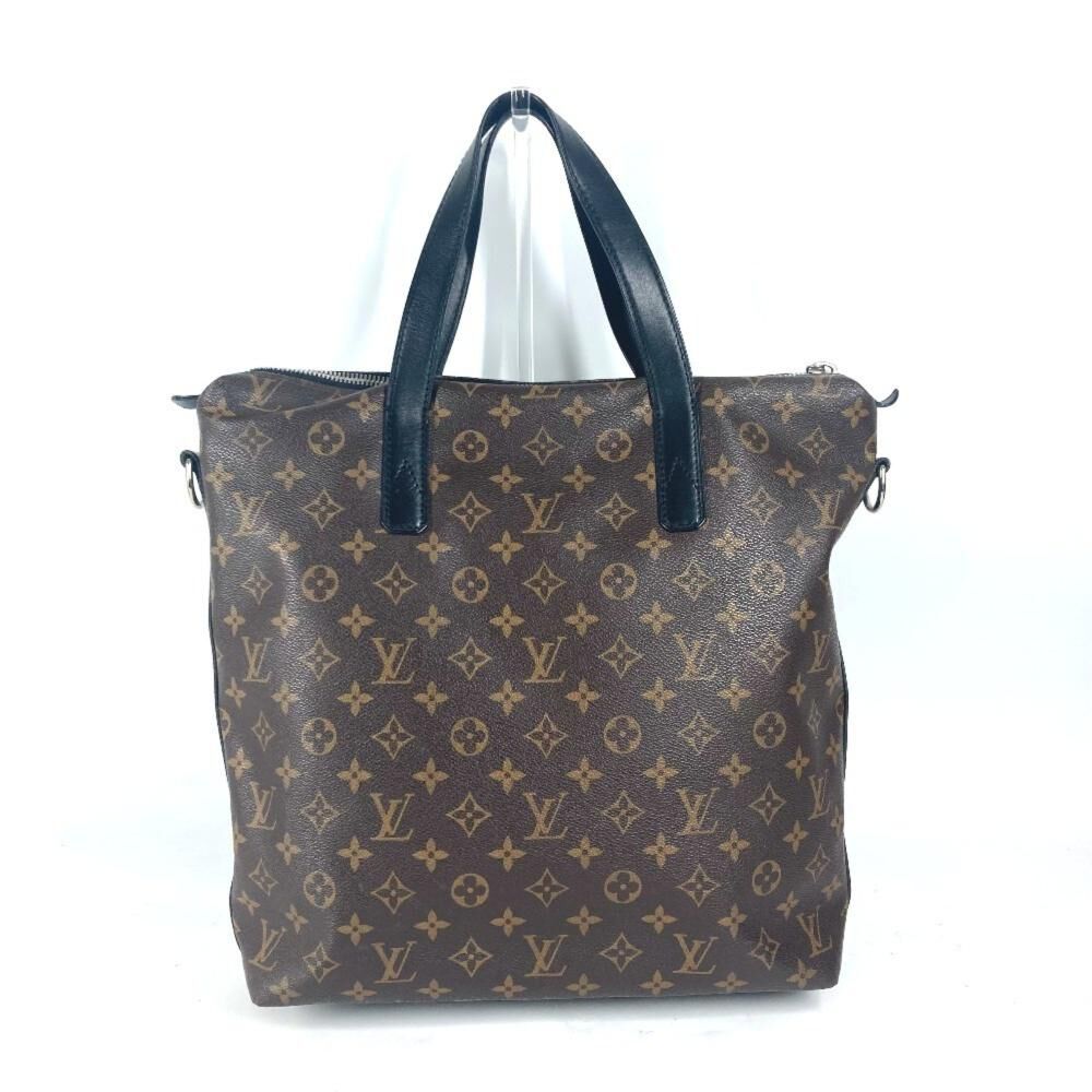 Louis Vuitton Tote