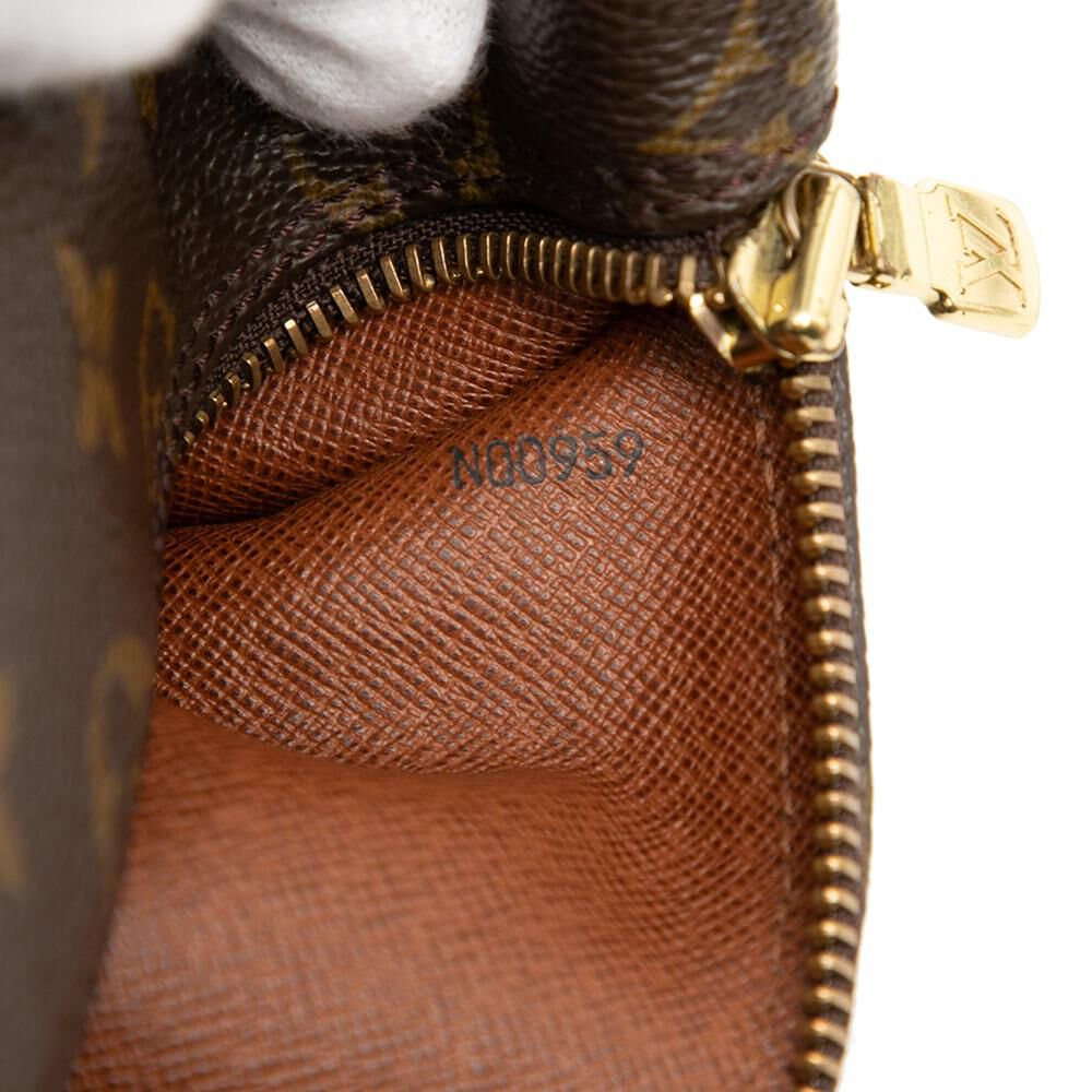 Louis Vuitton Papillon