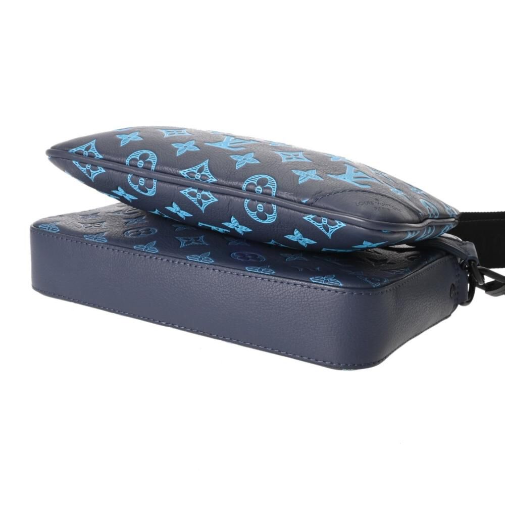 Louis Vuitton Shoulder Bags