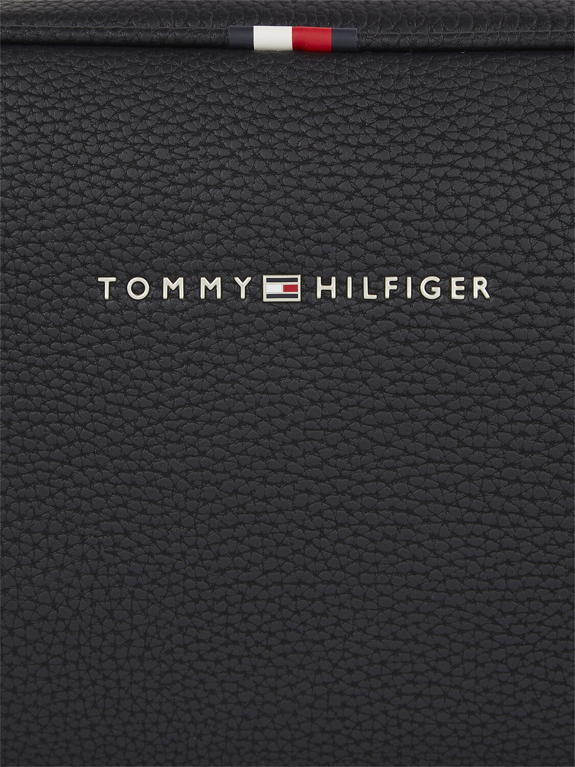 ESSENTIAL PU WASHBAG