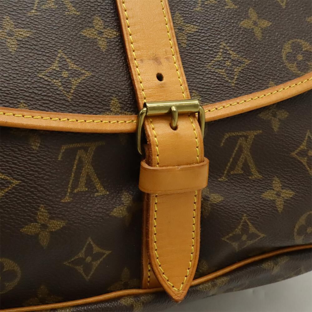 Louis Vuitton Trousse Toilette