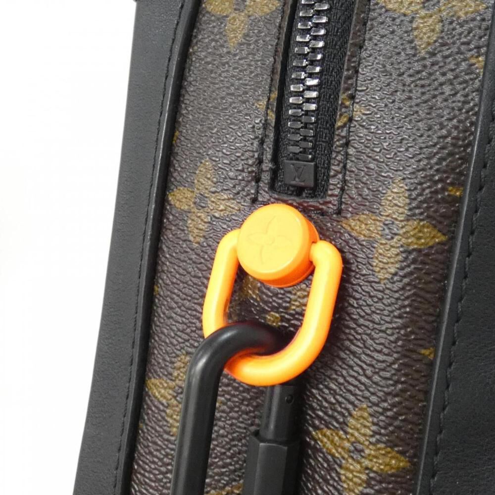 Louis Vuitton Shoulder Bags