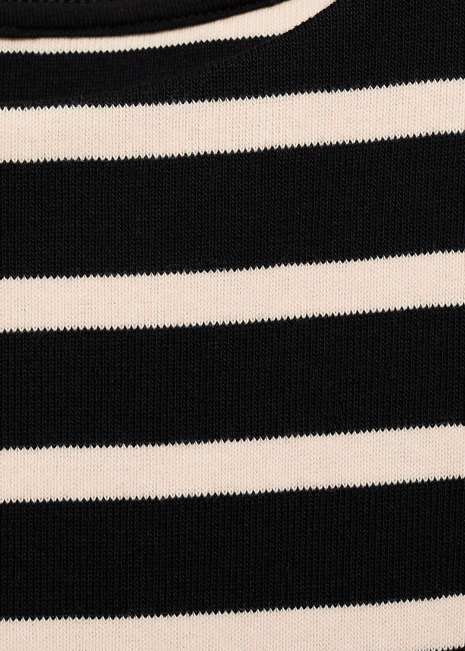 Short dress combined design