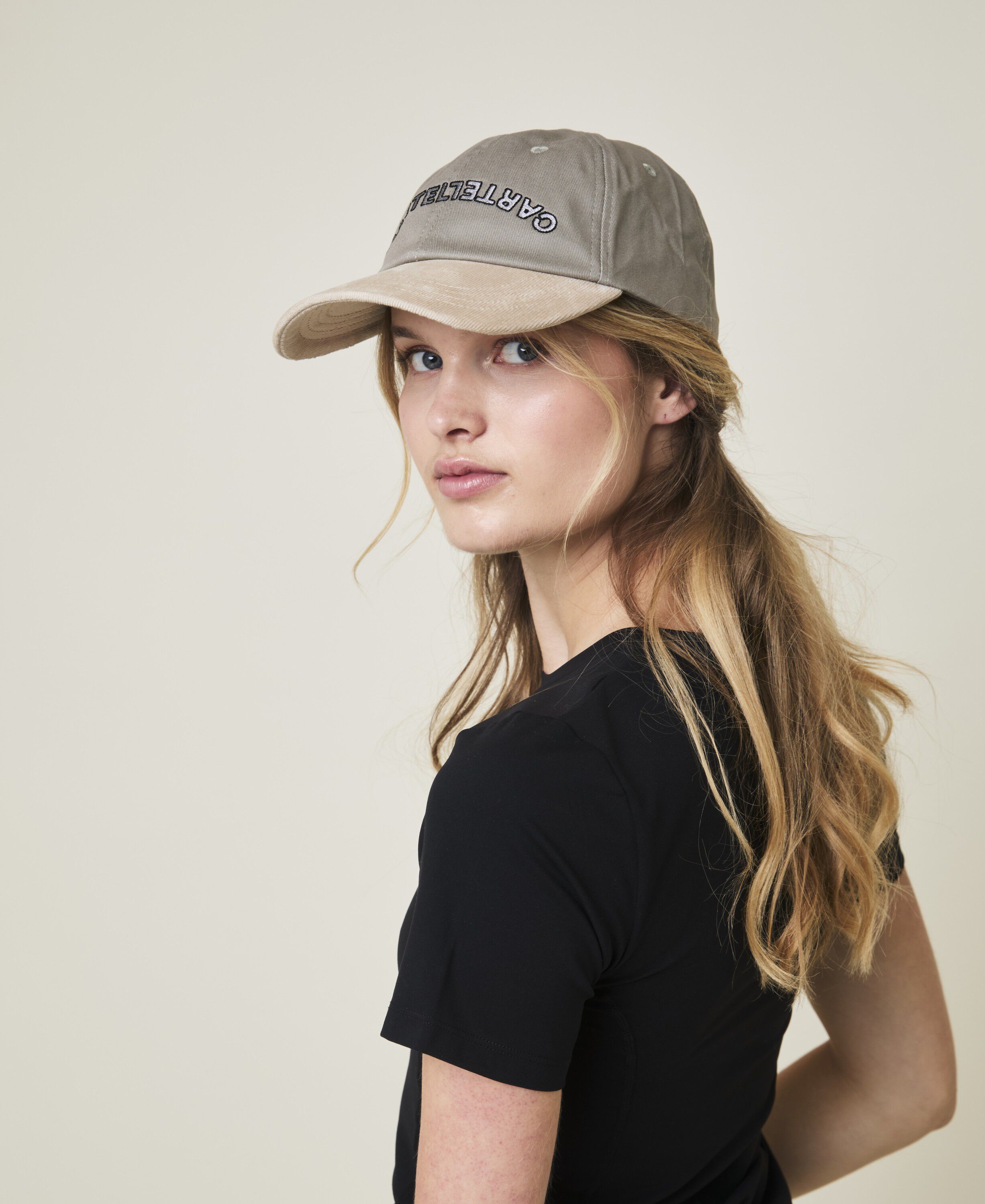 Abide Cap med broderet logo - Oyster