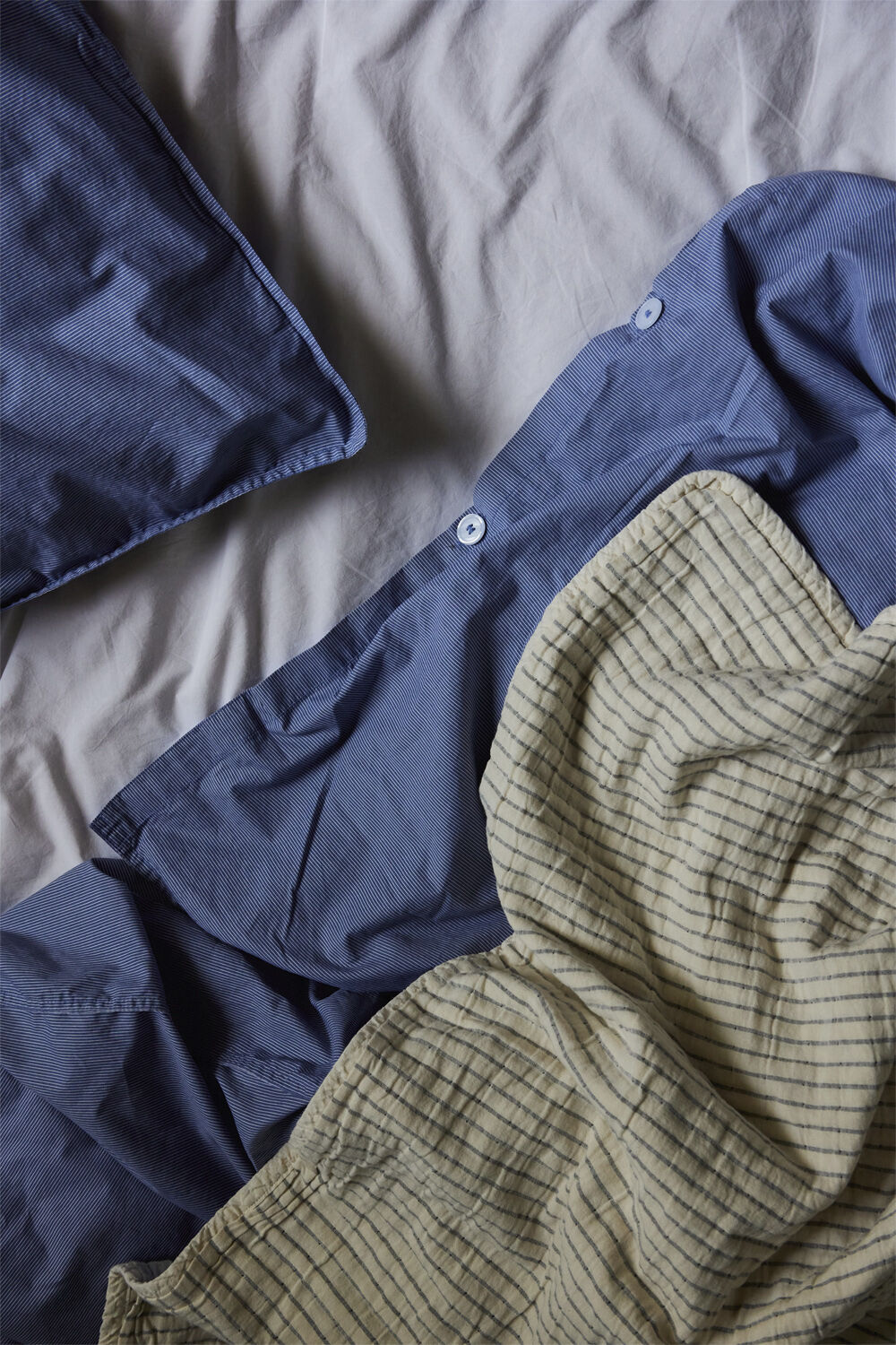 Faye Senget&aelig;ppe - Ivory Stripe