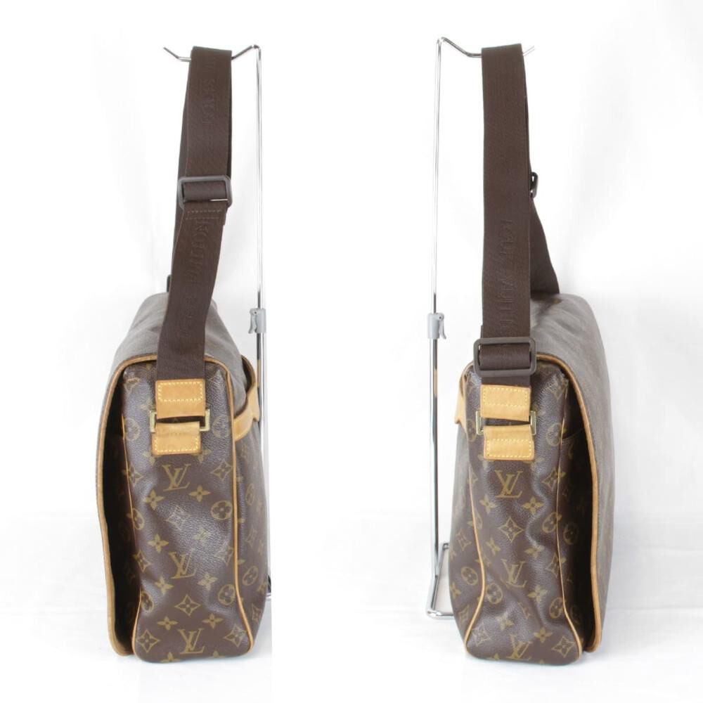Louis Vuitton Shoulder Bags