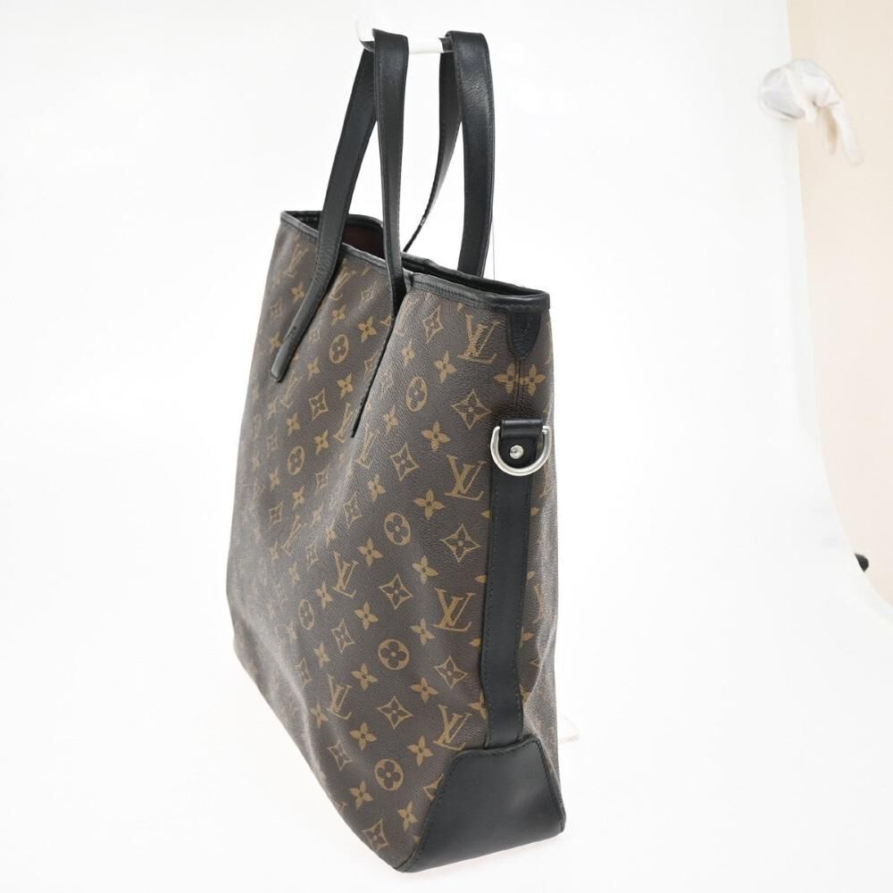 Louis Vuitton Tote