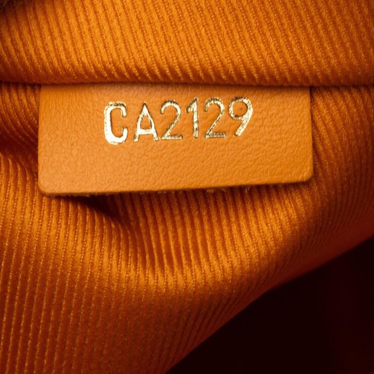 Louis Vuitton Messenger