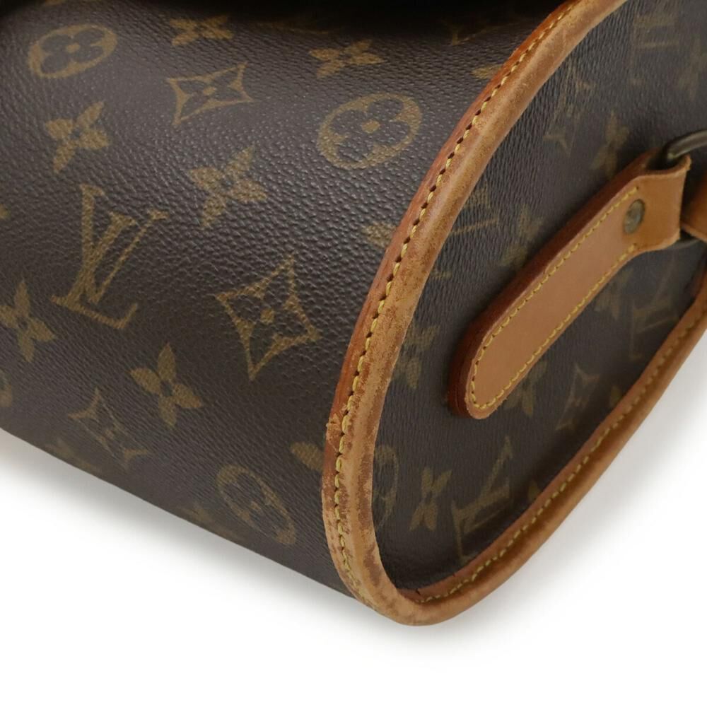 Louis Vuitton Shoulder Bags