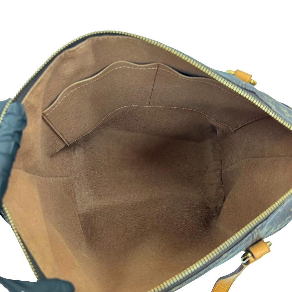 Louis Vuitton Totally