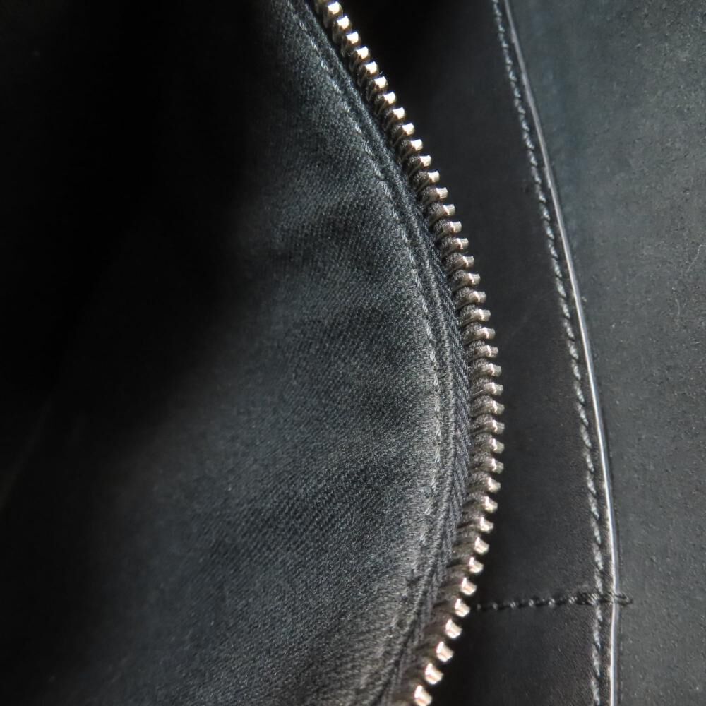 Valentino Clutch