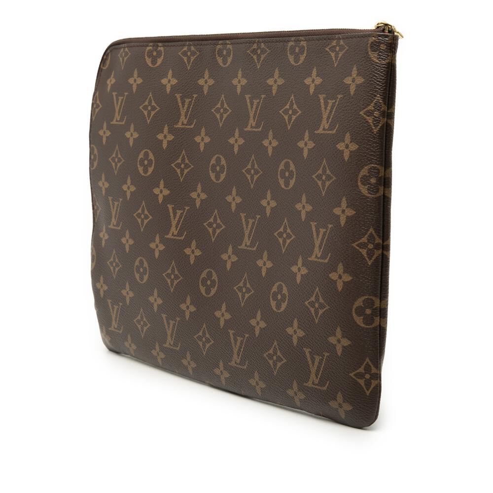 Louis Vuitton Clutch