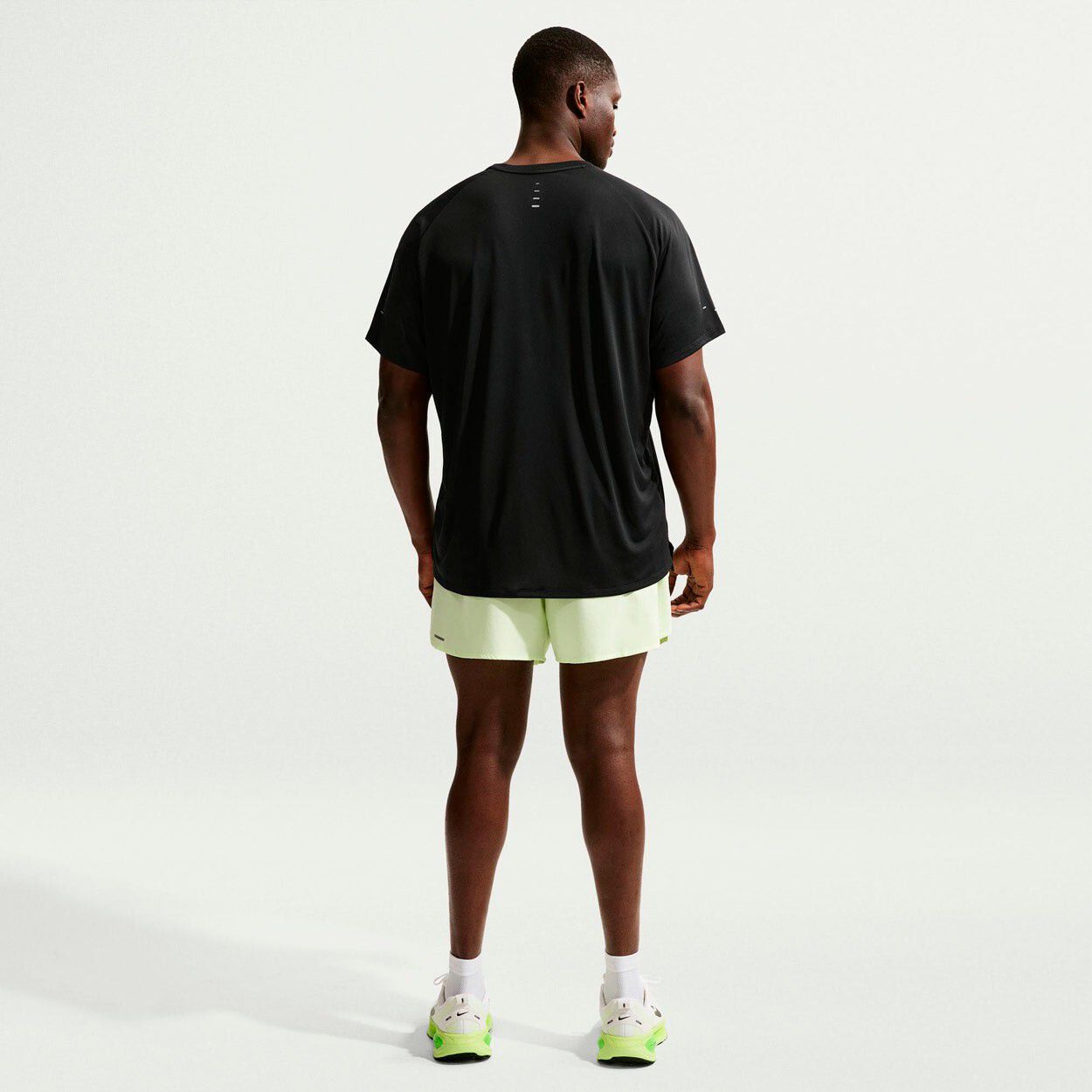 Stride Dri-Fit L&oslash;be T-shirt