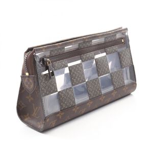 Louis Vuitton Clutch