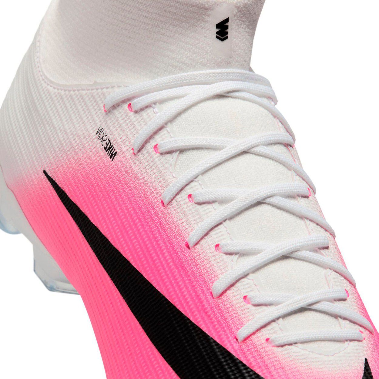 Superfly 11 Academy FG/MG Fodboldst&oslash;vler