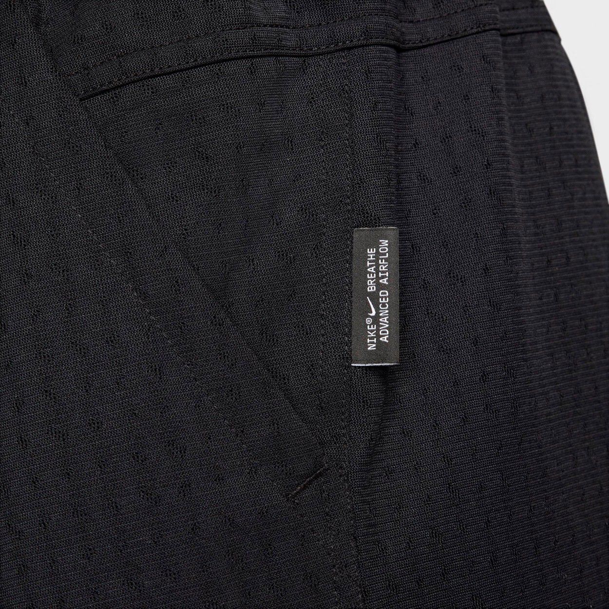 TOTALITY BREATHE DRI-FIT SHORTS