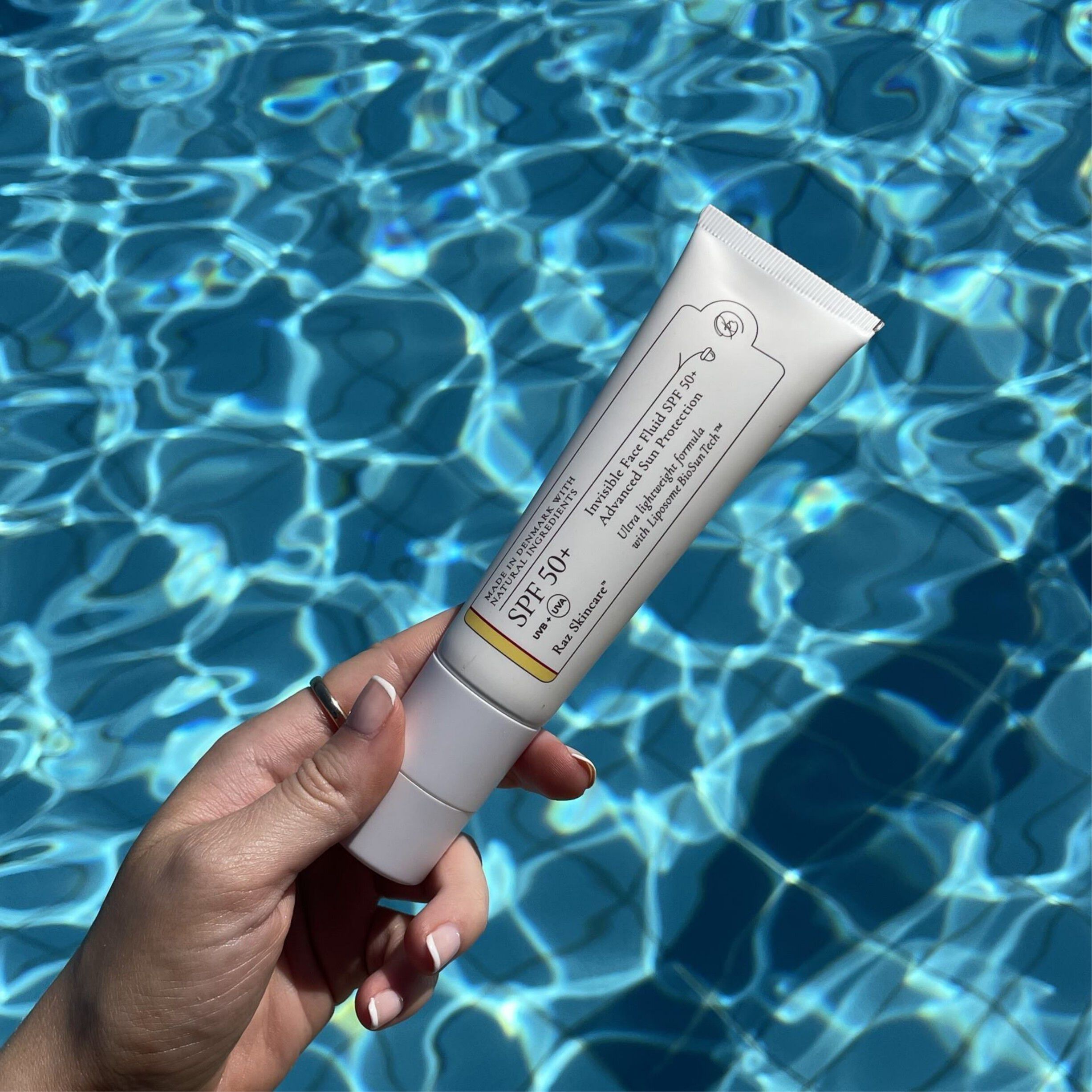Raz Skincare Invisible Face Fluid SPF 50