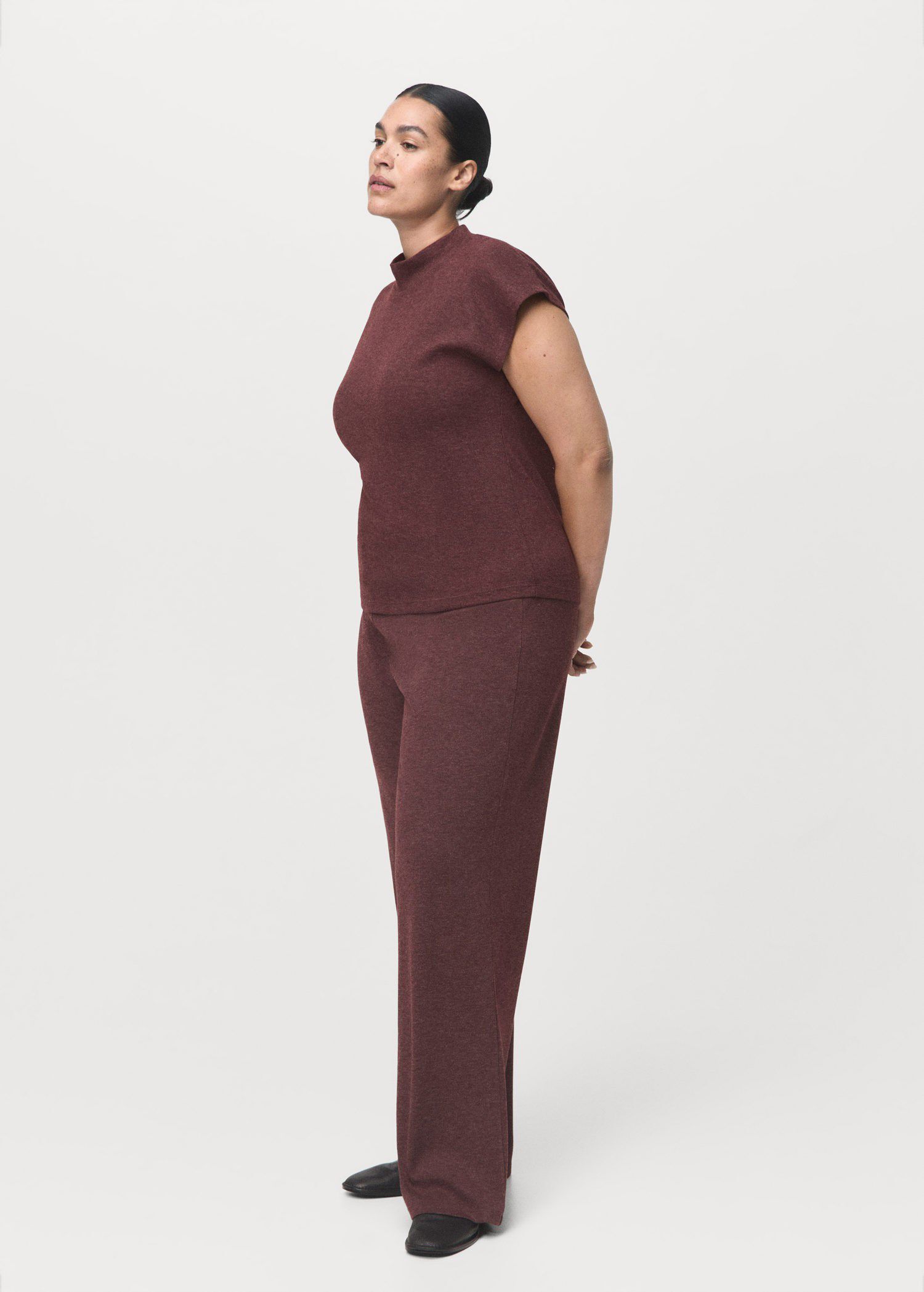 Knitted trousers with elastic waist