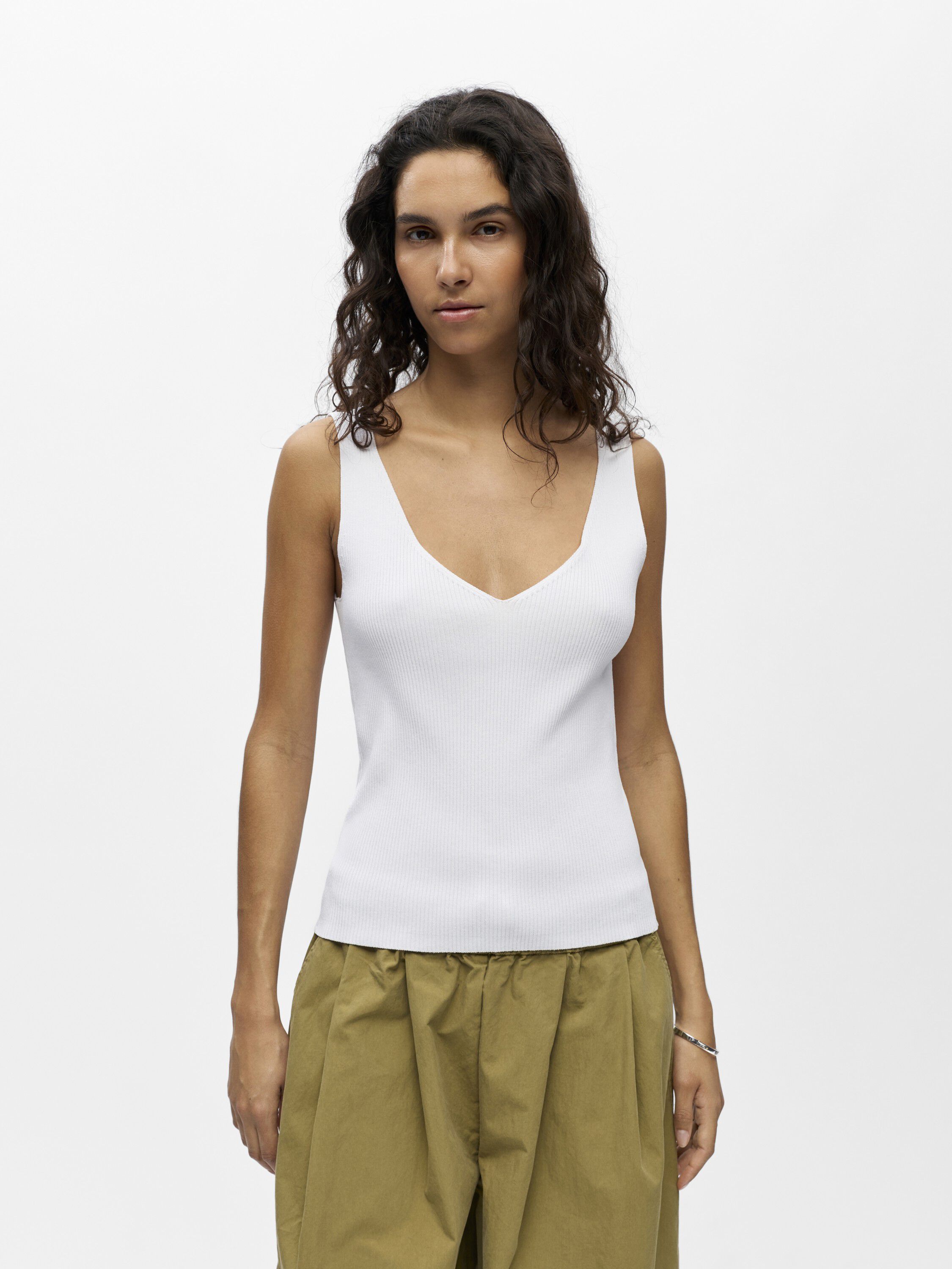 OBJKUNI THESS S/L SINGLET KNIT TOP