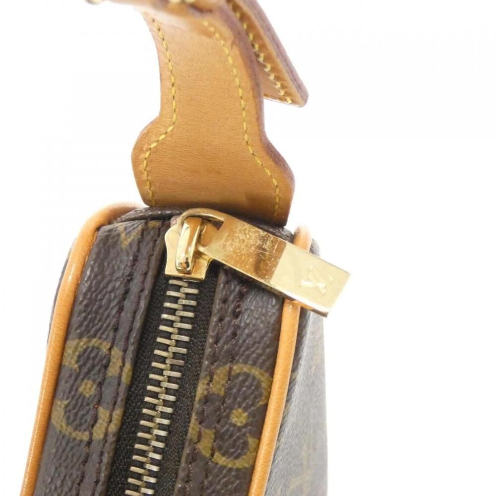 Louis Vuitton Shoulder Bags