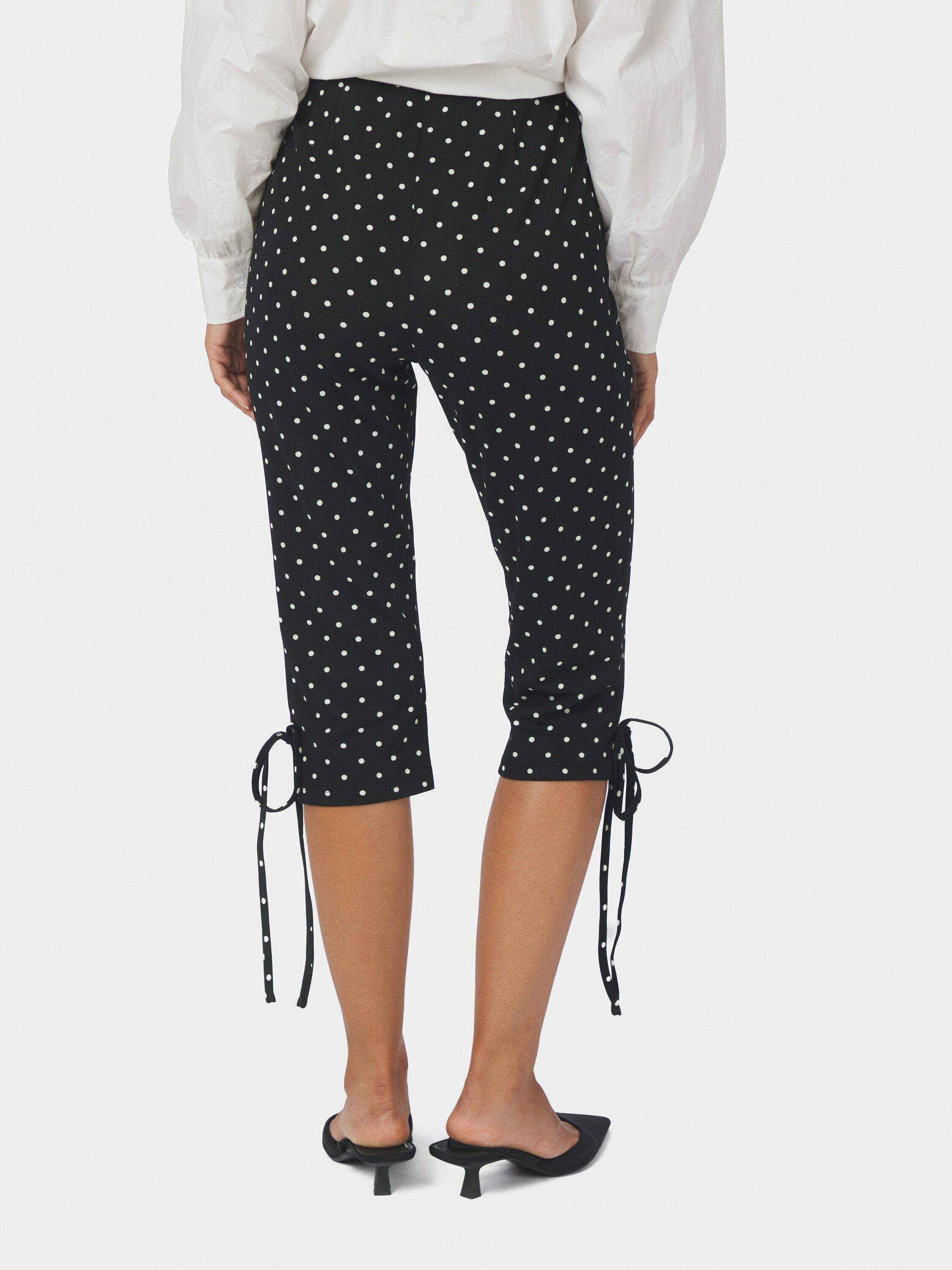 Juan Dot Capri Pants